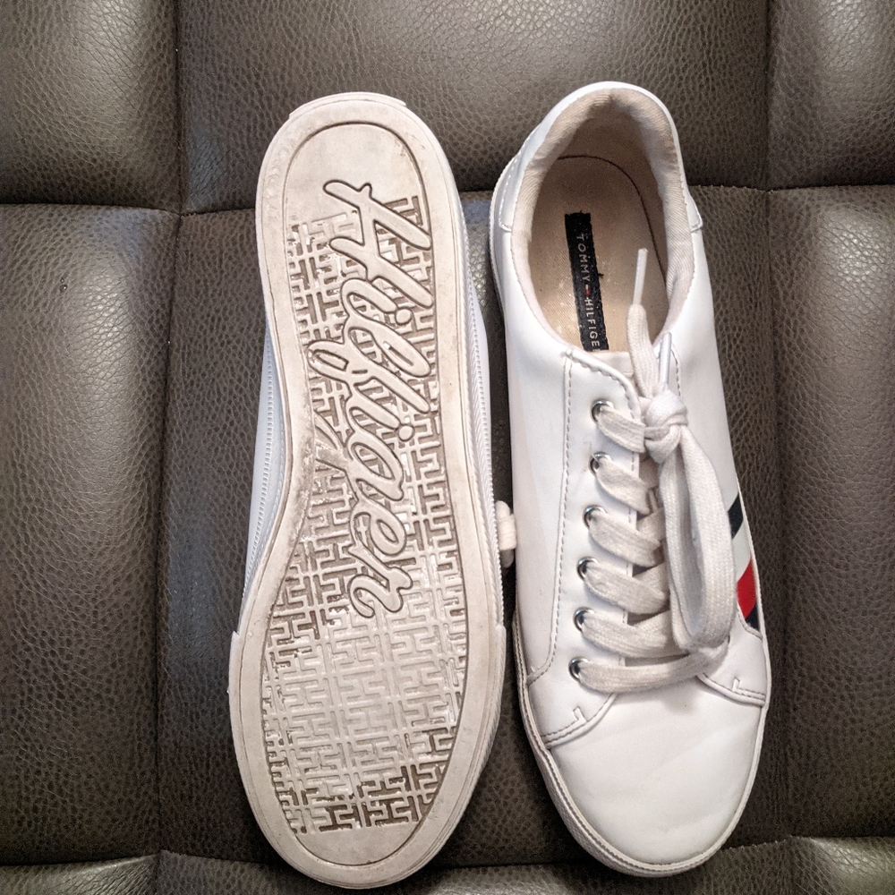 TOMMY HILFIGER SNOW WHITE SHOES W STIPS - Picture 5 of 6